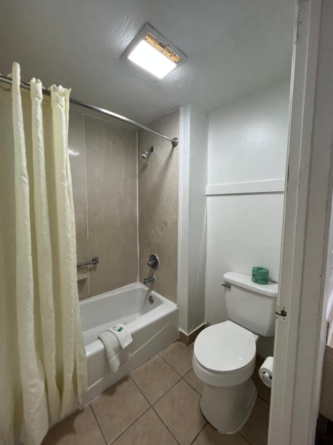 Motel 6 Lake Charles, La Экстерьер фото