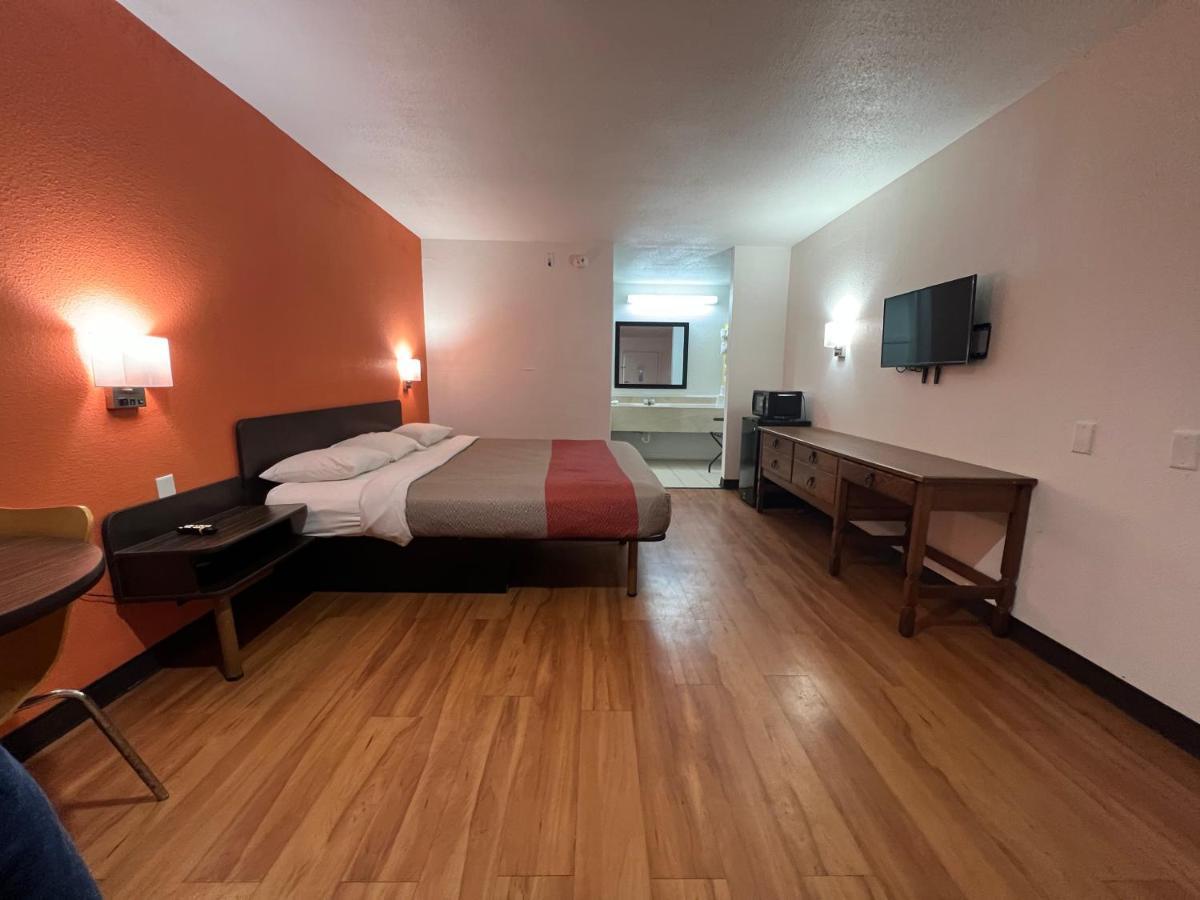 Motel 6 Lake Charles, La Экстерьер фото