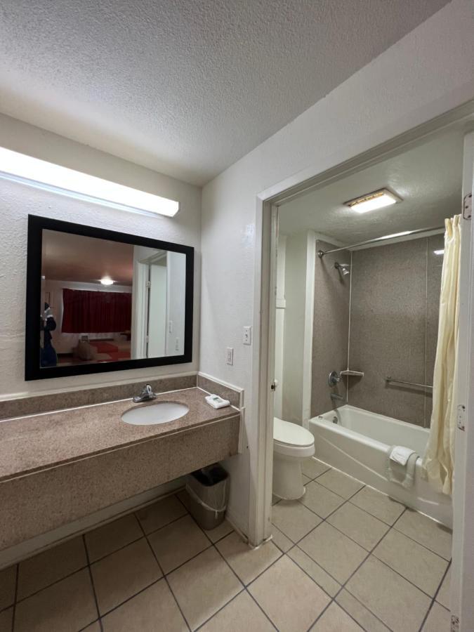 Motel 6 Lake Charles, La Экстерьер фото